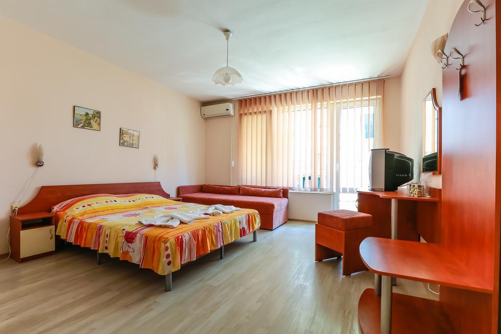 Guest House ,, Ekaterina" Nesebar Luaran gambar
